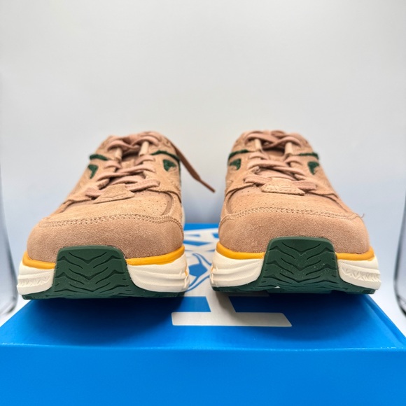 NWT Hoka Clifton L Embroidery UNISEX Shoes Leather Brown Sirrocco Mountain View - Picture 11 of 16